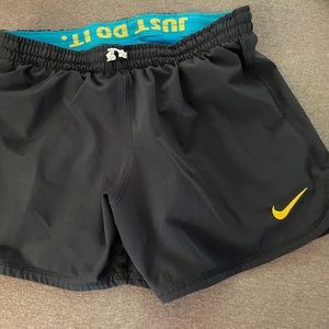 Xs womens nike shorts